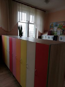 Respect,recunoștință, încredere… în parteneriatul DETS împreună cu dna Natalia Strajesco. Rezultatul asigurării cu mobilier nou( dulăpioare) în cadrul IET.53. (18.02.2019)